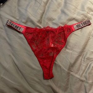 Victoria Secret Lipstick Red Shine Strap Lace Thong